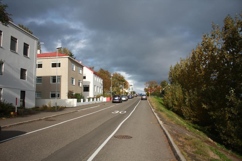 Brekkugata 33 Guesthouse Akureyri Eksteriør billede