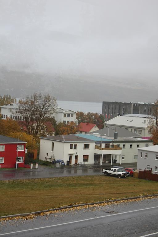 Brekkugata 33 Guesthouse Akureyri Eksteriør billede