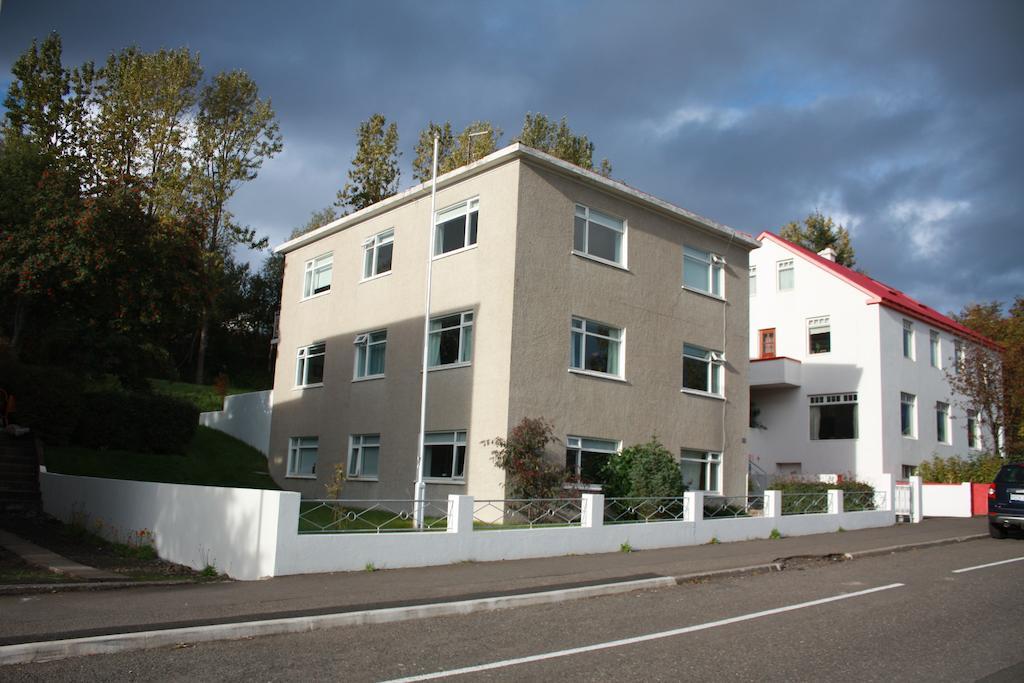 Brekkugata 33 Guesthouse Akureyri Eksteriør billede